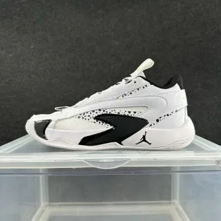 Air Jordan XXXVIII সাদা কালো লো-টপ সিলুয়েট স্পেক্‌ল্ড মেশ প্যানেলিং বাস্কেটবল জুতো