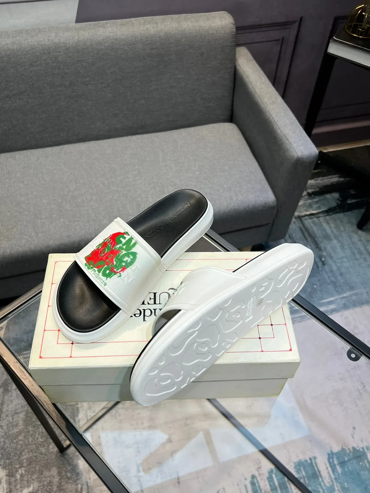 Alexander McQueen Graphic Print White and Black Slide Slippers 4