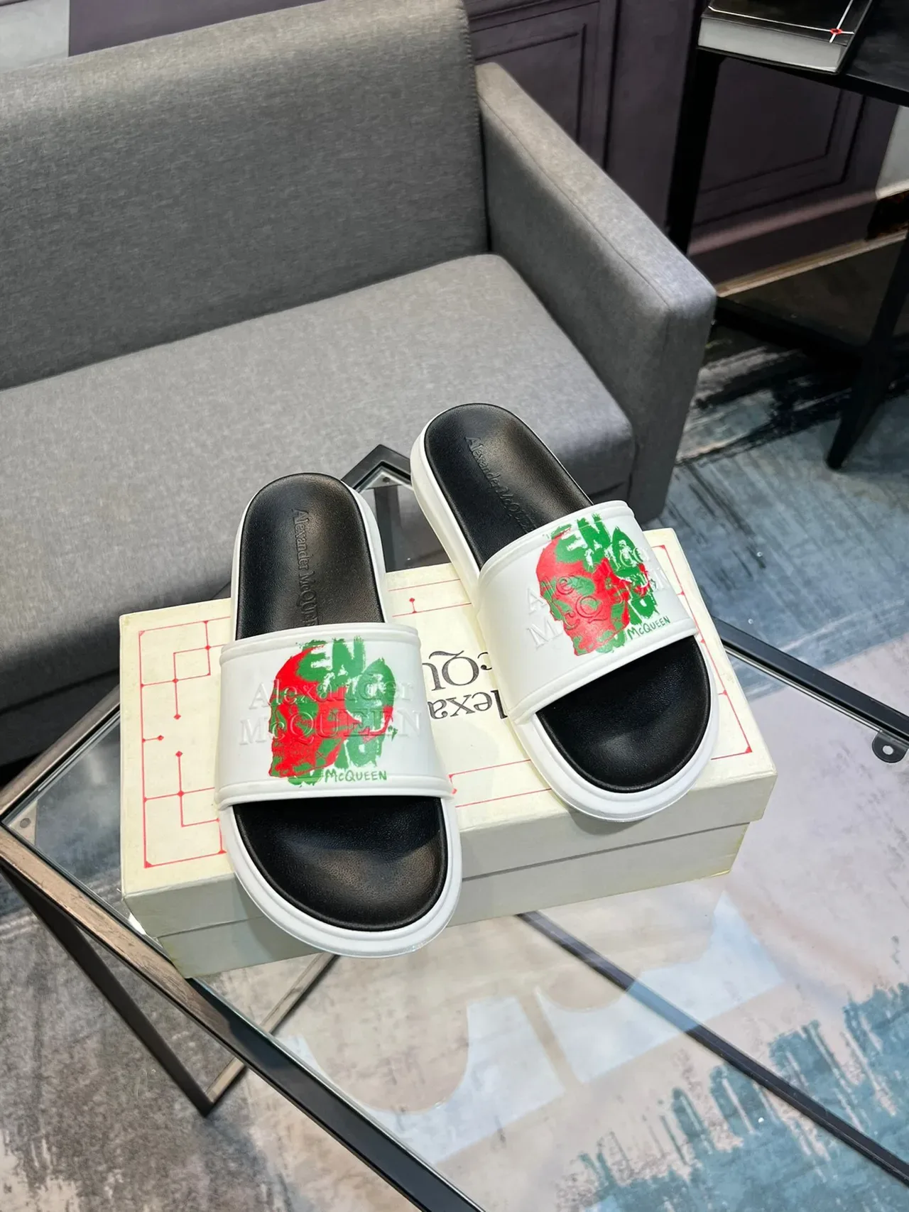 Alexander McQueen Graphic Print White and Black Slide Slippers 5