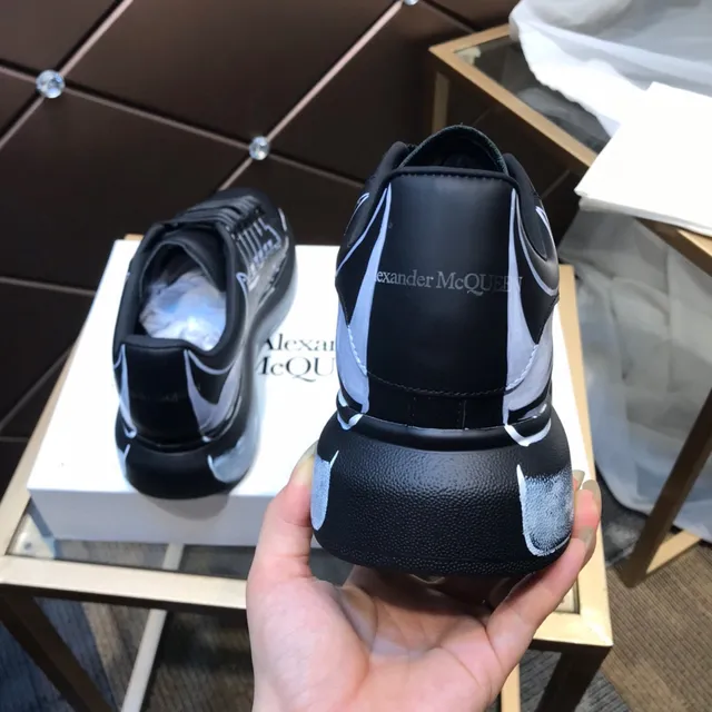 Alexander McQueen Oversized Sneaker Black White Sole Matte Leather Upper Lifestyle Sneakers 4