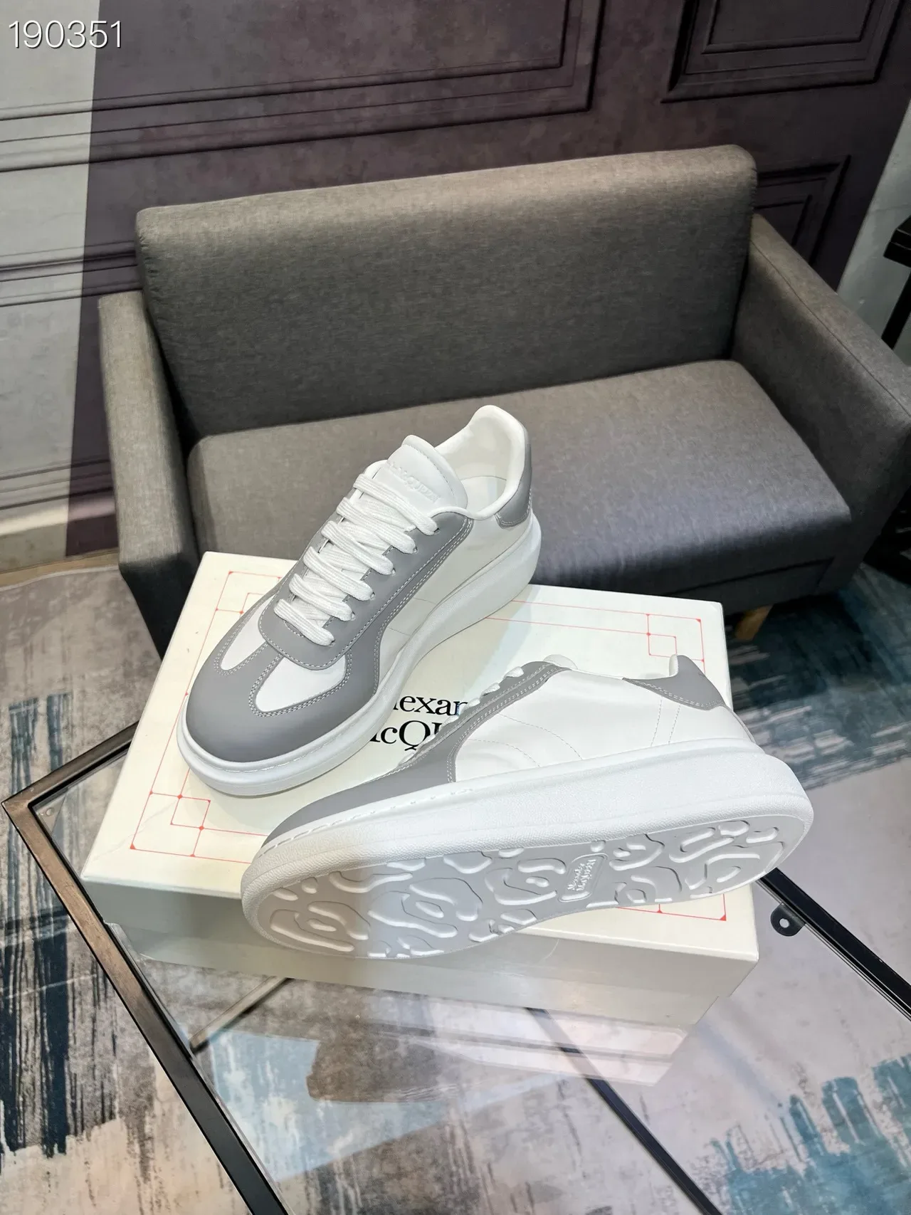 Alexander McQueen حذاء رياضي oversized أبيض و رمادي أسلوب الحياة حذاء رياضي 8