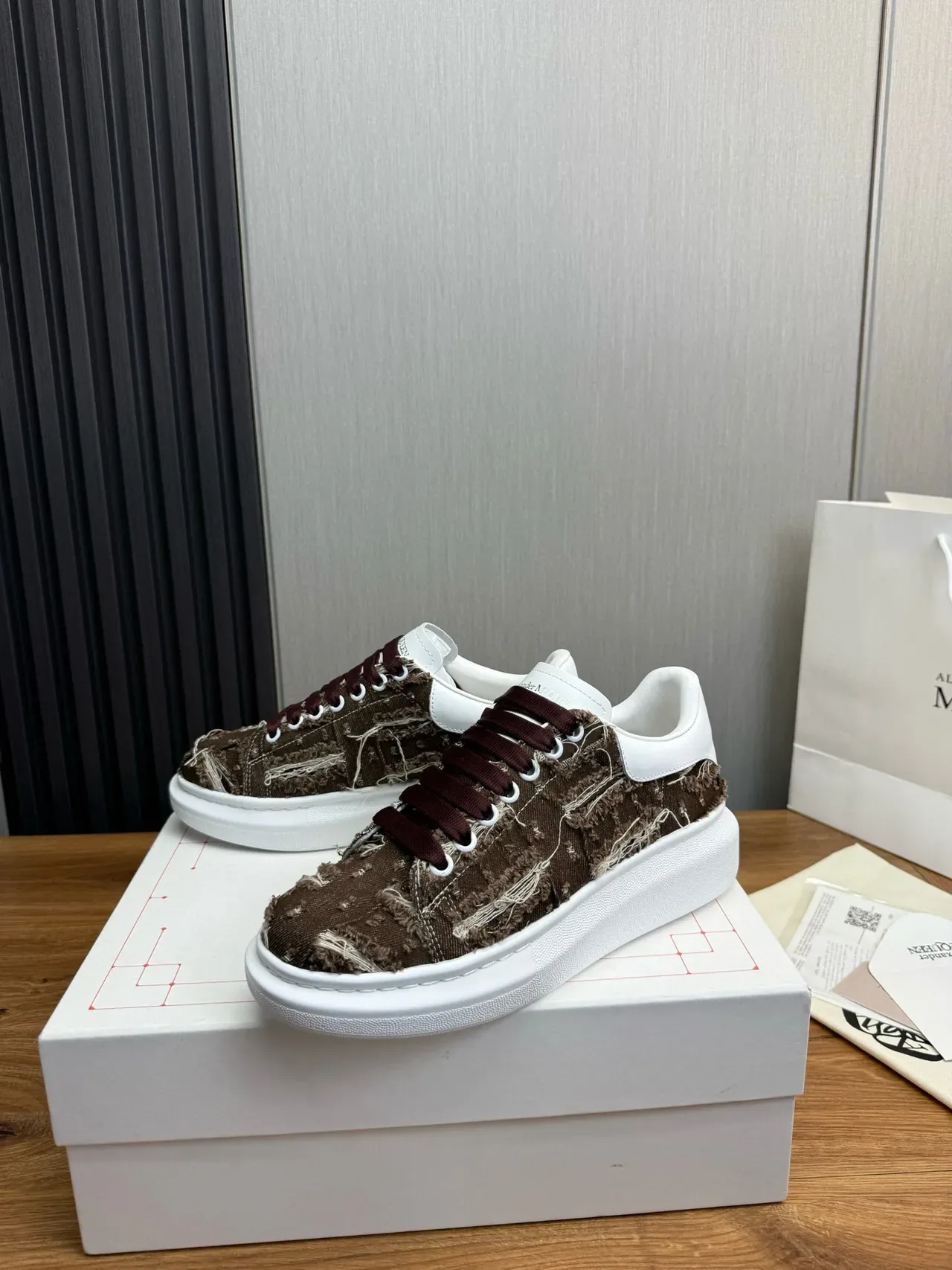 Alexander McQueen Oversized Sneaker White Brown Frayed Textile Lifestyle Sneakers 4