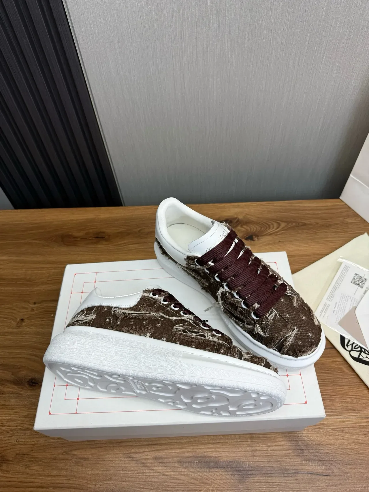 Alexander McQueen Oversized Sneaker White Brown Frayed Textile Lifestyle Sneakers 6