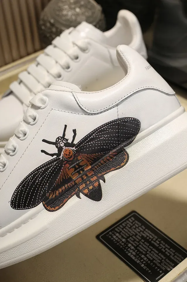 Alexander McQueen Oversized Sneaker White Embroidered Insect Lifestyle Sneakers 3