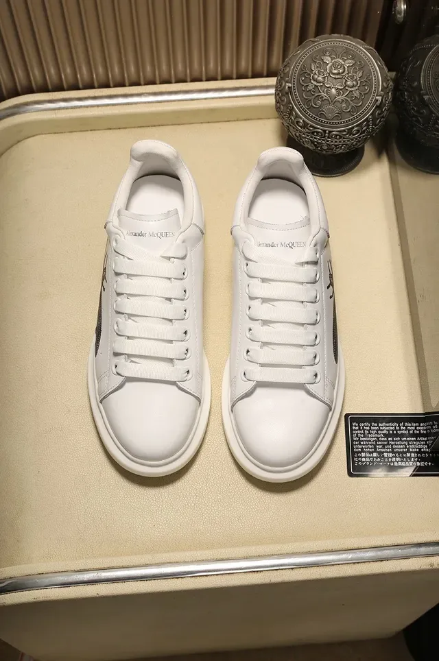 Alexander McQueen Oversized Sneaker White Embroidered Insect Lifestyle Sneakers 8