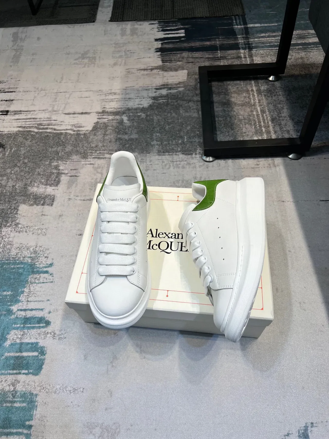 Alexander McQueen Oversized Sneaker White Green Platform Sole Smooth Leather Upper Lifestyle Sneakers 4