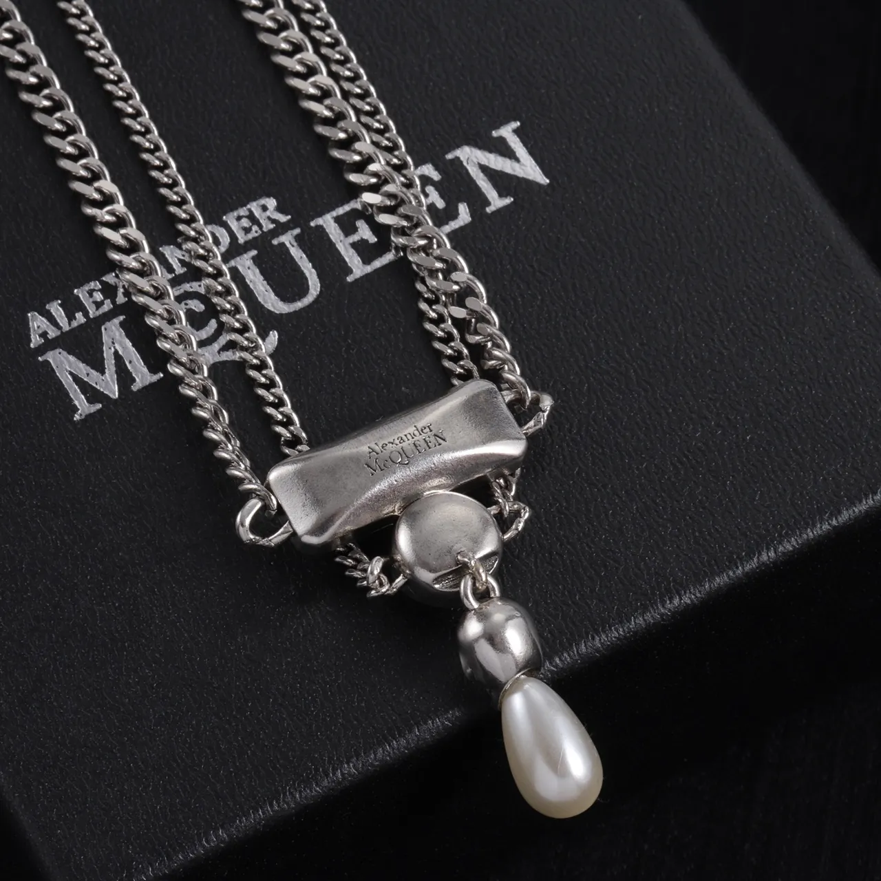 Alexander McQueen Skull and Pearl Pendant Necklace Silver Gold Double Curb Chain Motif Necklace 2