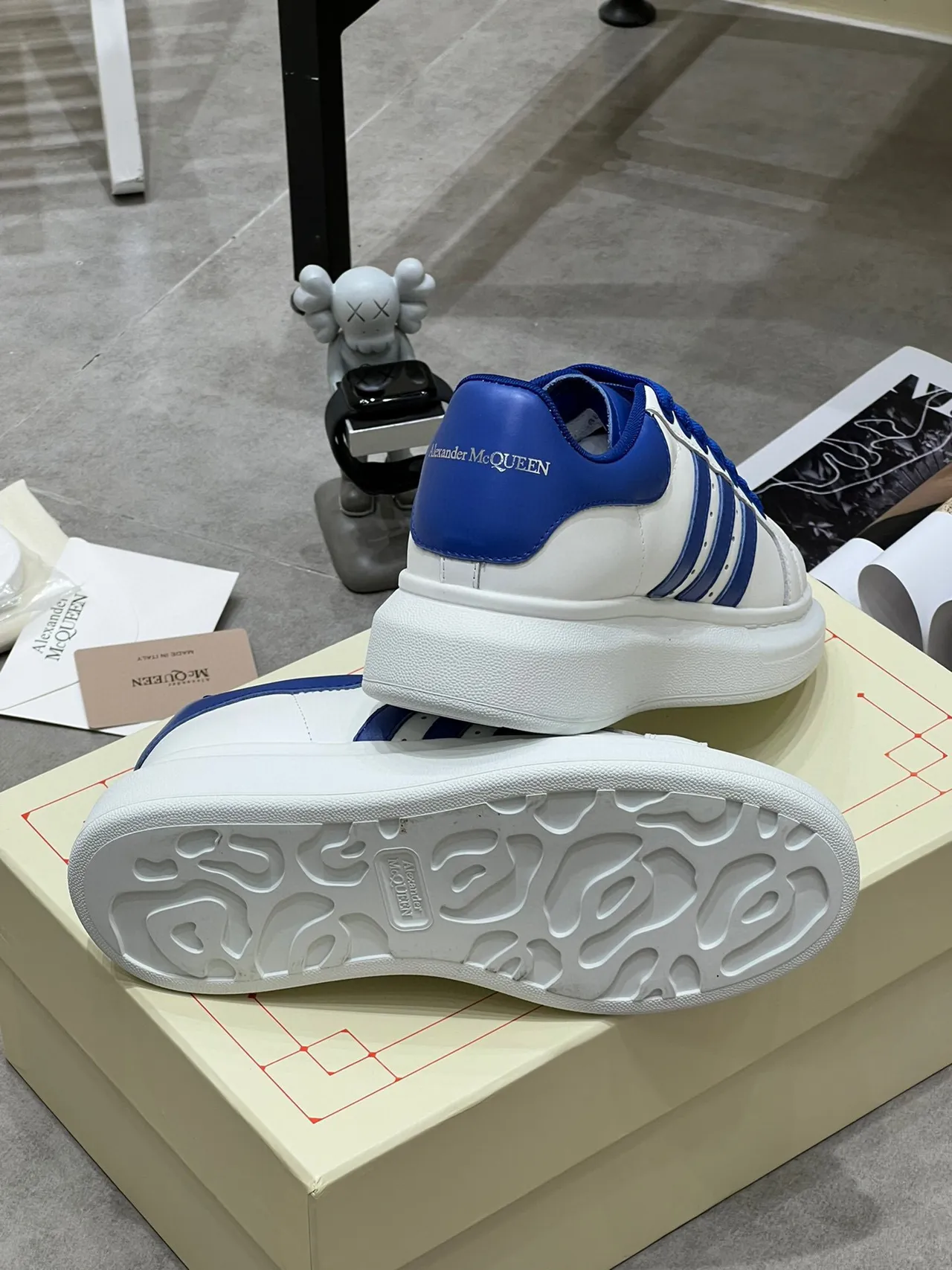 Alexander McQueen White Blue Oversized Silhouette Platform Sole Lifestyle Sneakers 2