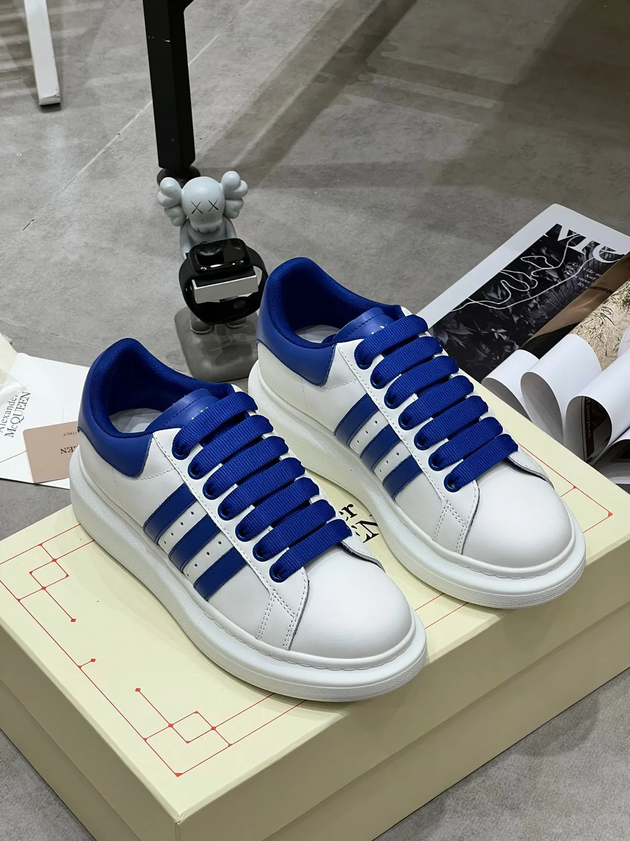 Alexander McQueen White Blue Oversized Silhouette Platform Sole Lifestyle Sneakers 3