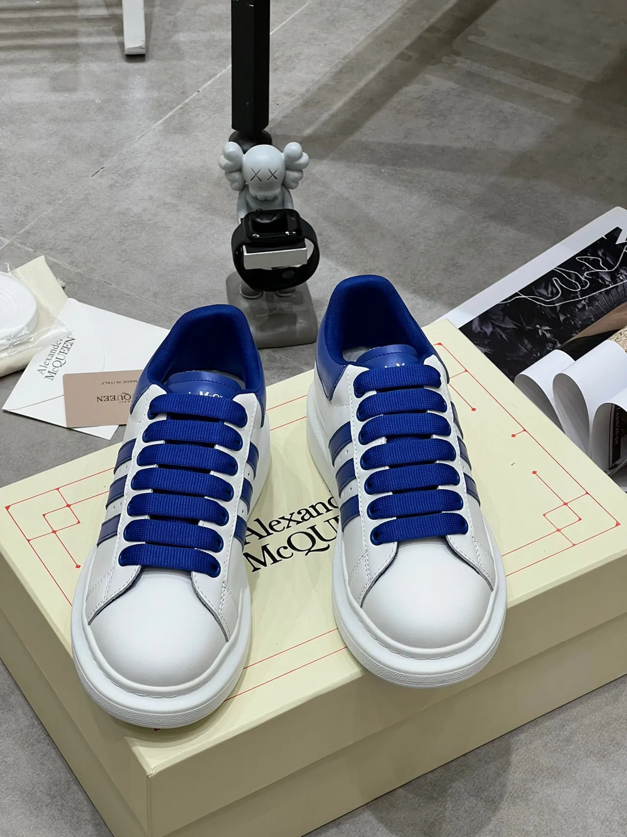 Alexander McQueen White Blue Oversized Silhouette Platform Sole Lifestyle Sneakers 8