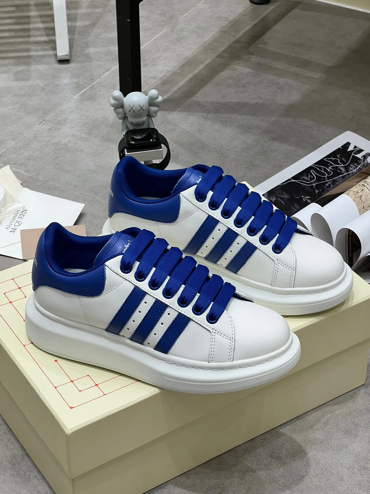 Alexander McQueen White Blue Oversized Silhouette Platform Sole Lifestyle Sneakers 9