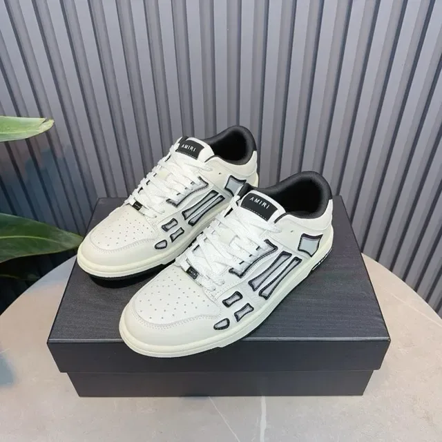 Amiri Skel Top Low Off-White y Negro Zapatillas Lifestyle 2