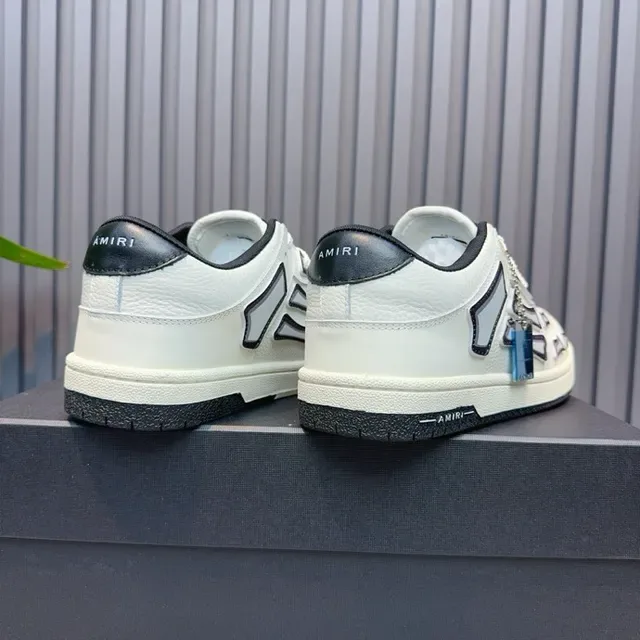 Amiri Skel Top Low Off-White y Negro Zapatillas Lifestyle 3