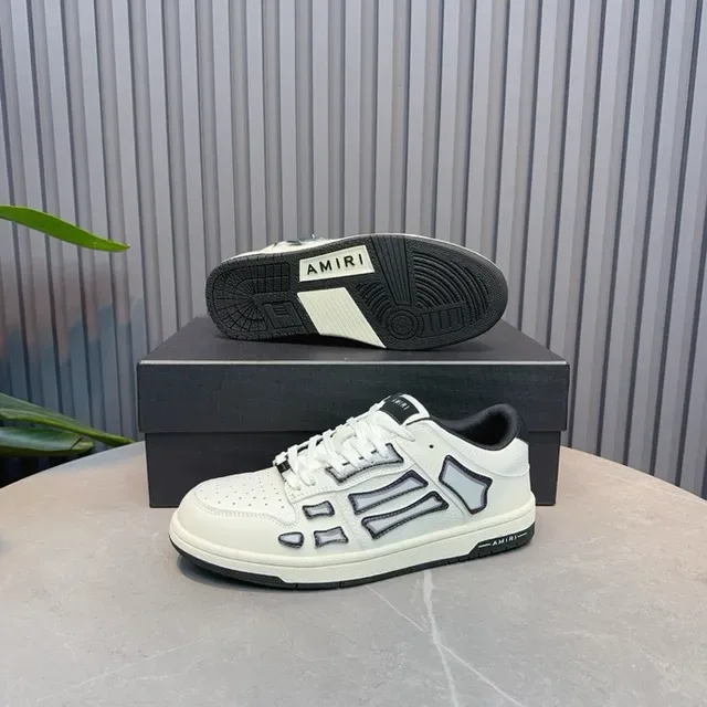 Amiri Skel Top Low Off-White y Negro Zapatillas Lifestyle 4