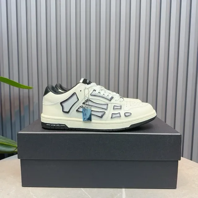 Amiri Skel Top Low Off-White y Negro Zapatillas Lifestyle 5