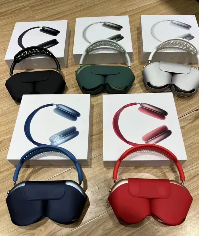 Apple AirPods Max Over-Ear Headphones 12