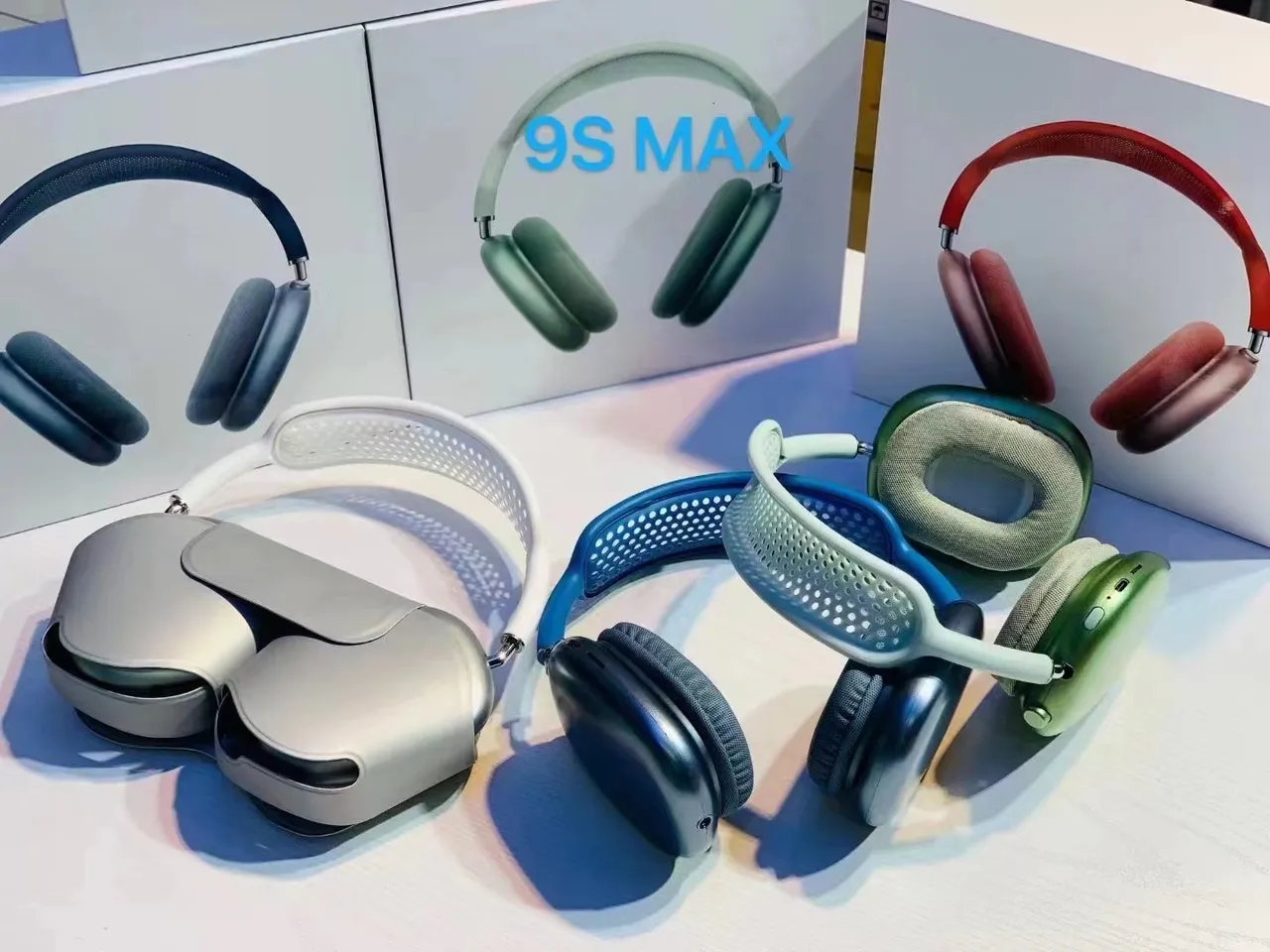 Apple AirPods Max Over-Ear Headphones 16