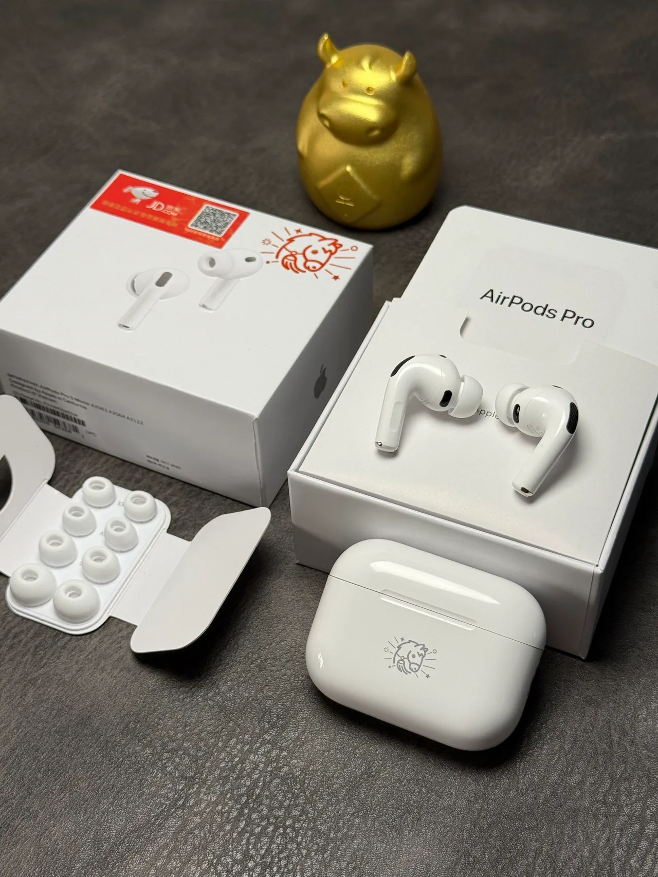 Apple AirPods Pro 3 White TWS Earbuds 11