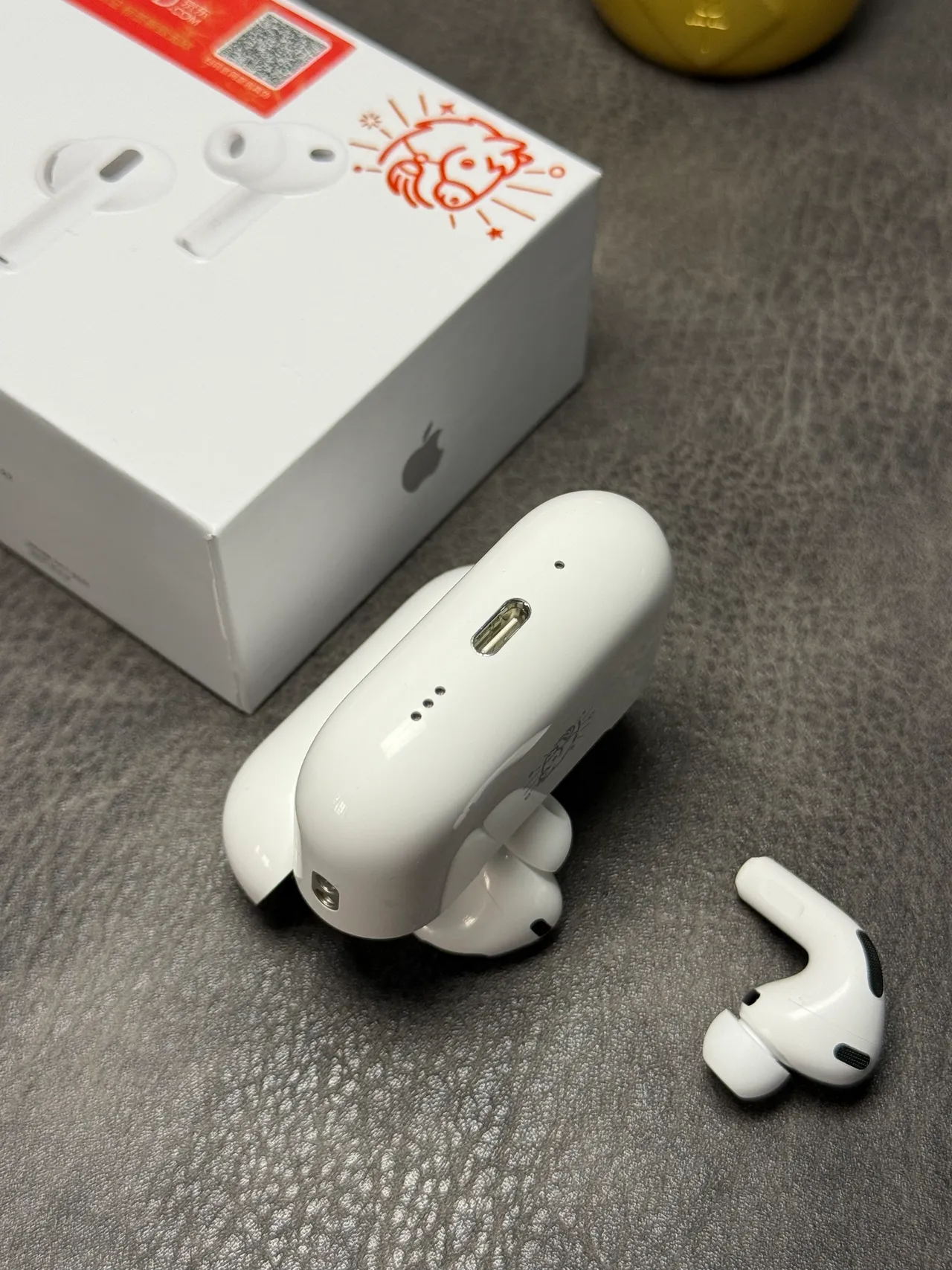 Apple AirPods Pro 3 White TWS Earbuds 13