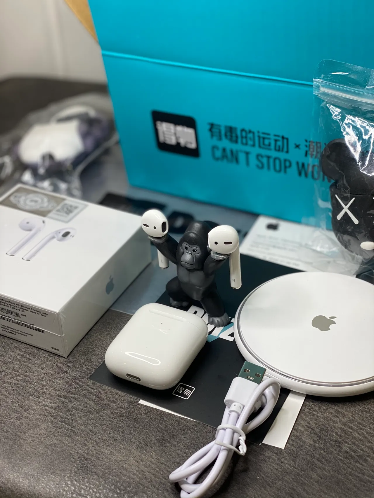 Apple AirPods White Stem-Style Open-Fit TWS Earbuds 7