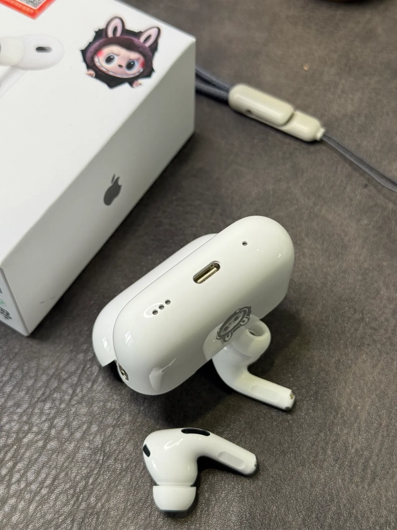 Apple Blanc et Gris Style Tige Open-Fit TWS Écouteurs 10