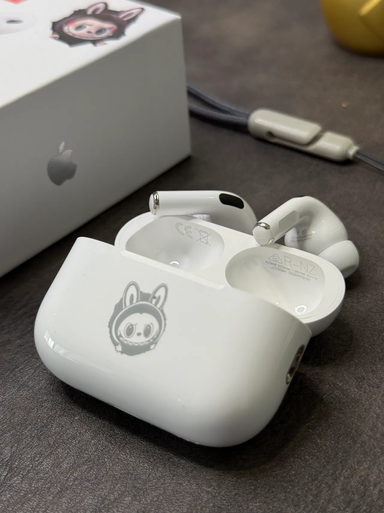 Apple Blanc et Gris Style Tige Open-Fit TWS Écouteurs 12