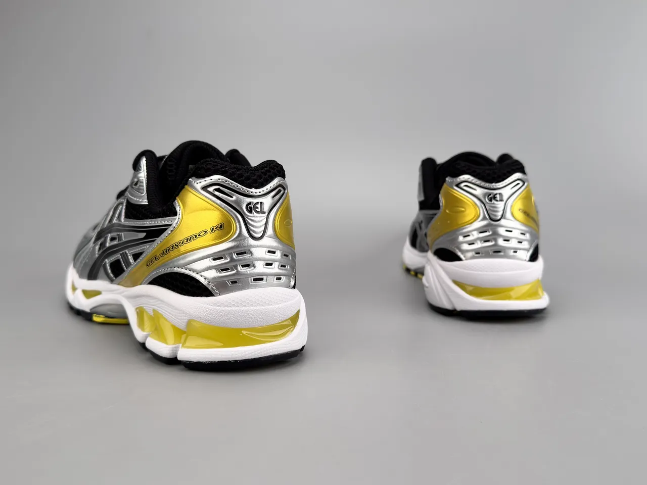ASICS Gel-Kayano 14 Prateado Preto Amarelo Tênis de corrida 8