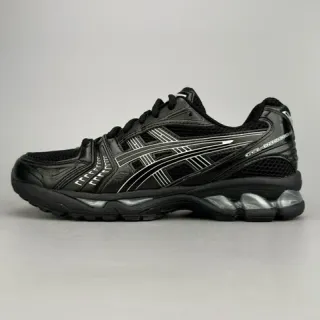 ASICS Gel-Nimbus 黑色银色跑鞋