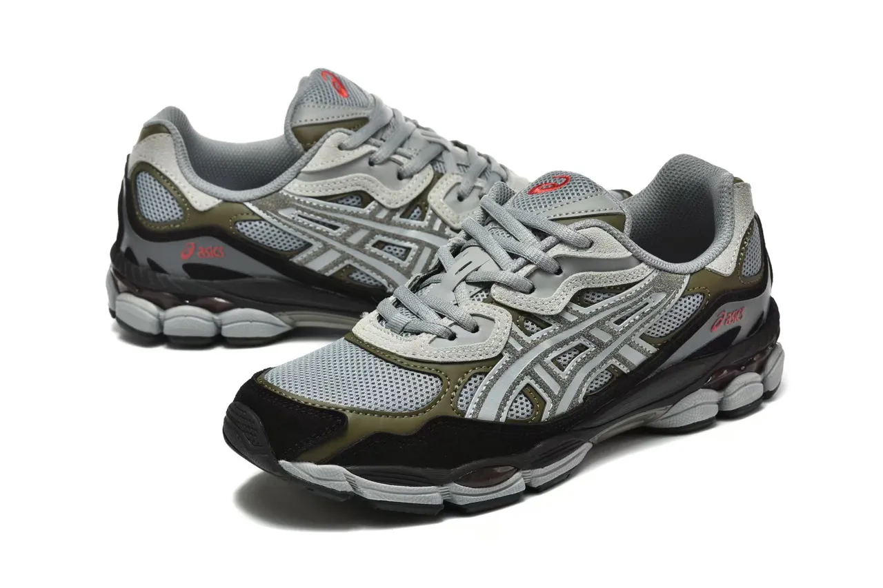 ASICS Cinza Verde Militar Camadas Sintéticas Sobrepostas Painéis de Ventilação de Malha Tênis de Corrida 3