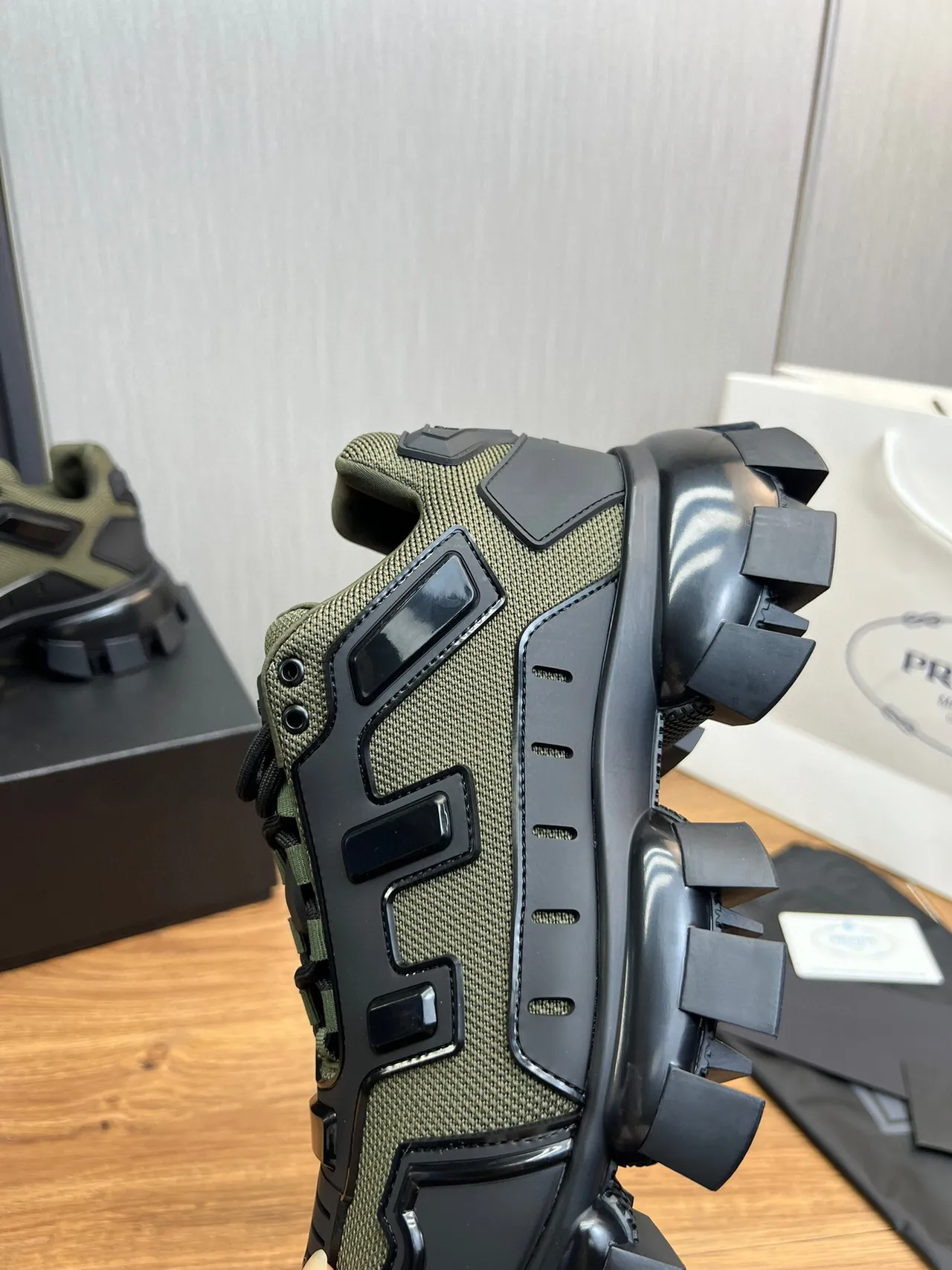 Balenciaga Army Green Black Sole Block-Tread Outsole Chunky Sneakers 3