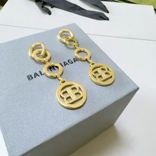 Balenciaga BB कुंजीपट्टी सोना भूरा धातु वृत्ताकार लॉगो आकर्षण कर्ण