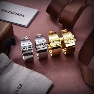 बैलेंसियागा BB Ring पॉलिश्ड सिल्वर एंड गोल्ड मेटल अंगूठियाँ