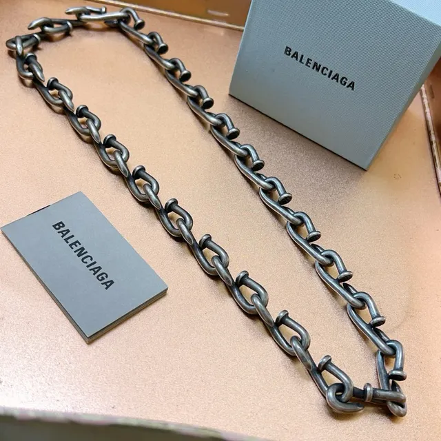 Balenciaga চেইন নেকলেস গানমেটাল ইন্ডাস্ট্রিয়াল লিঙ্ক নেকলেস 9