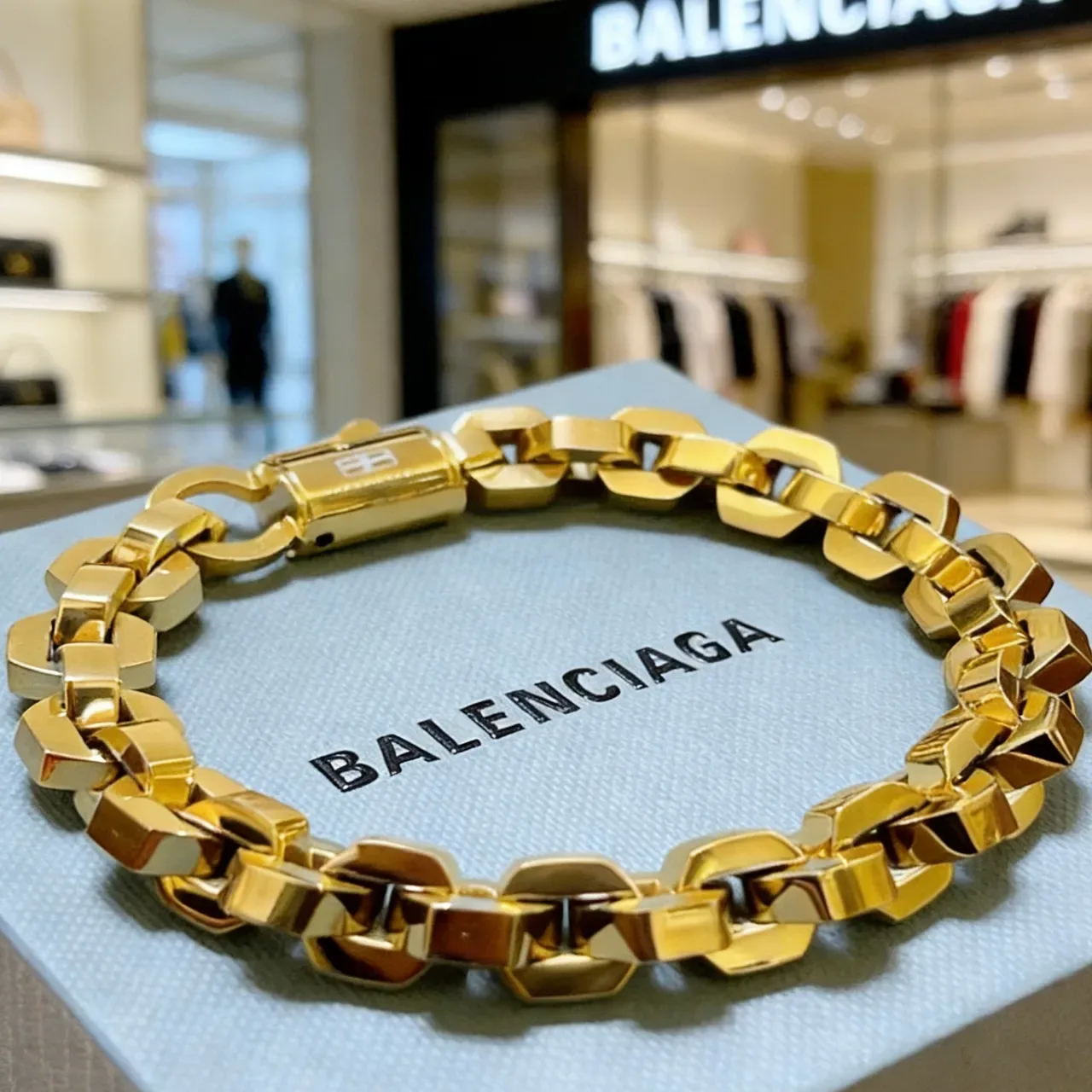 Balenciaga Pulseira Corrente Curb Dourada 3