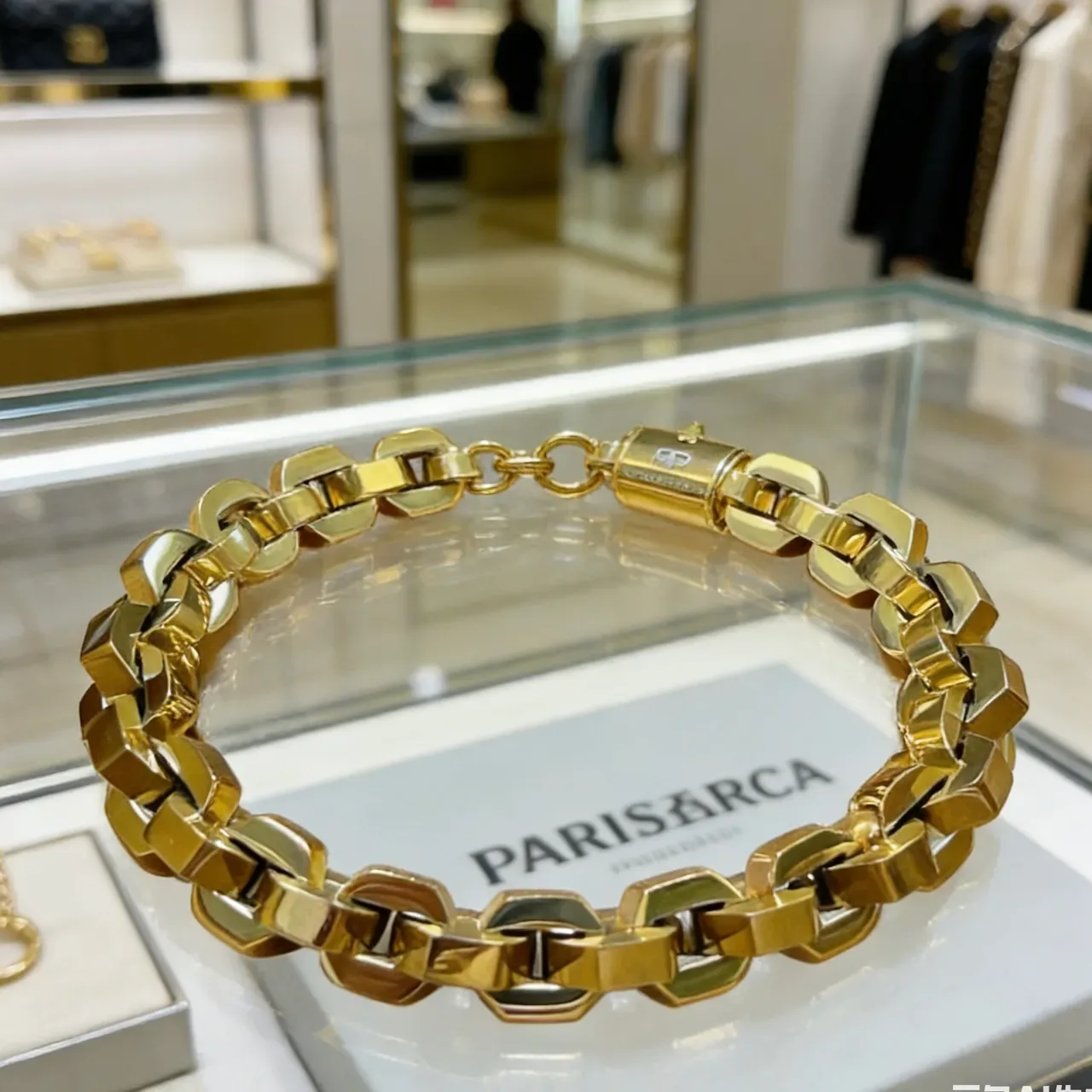 Balenciaga Pulseira Corrente Curb Dourada 4