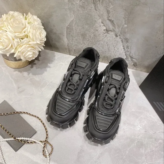 Balenciaga Defender Monochrome Black Chunky Sneakers 7