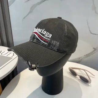Balenciaga 破损标志棒球帽