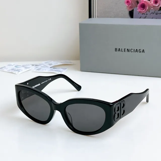 Balenciaga ঘড়ির আকারের ক্যাট আই অ্যাসিটেট সানগ্লাস 3