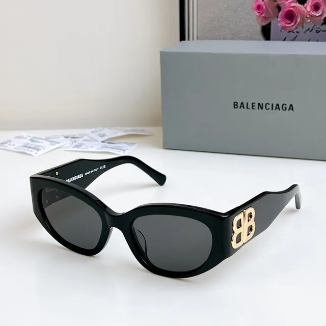 Balenciaga ঘড়ির আকারের ক্যাট আই অ্যাসিটেট সানগ্লাস 4