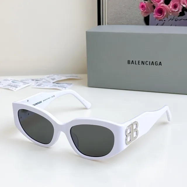 Balenciaga ঘড়ির আকারের ক্যাট আই অ্যাসিটেট সানগ্লাস 6