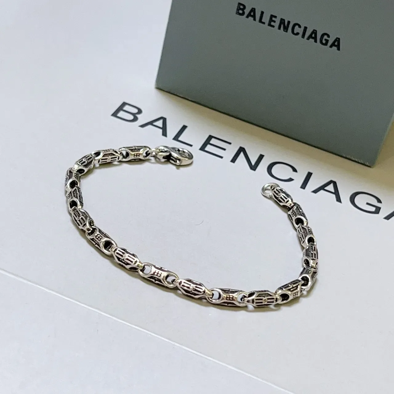 Balenciaga Monogrammed Chain-Link Two-Tone Silver Bracelet 5