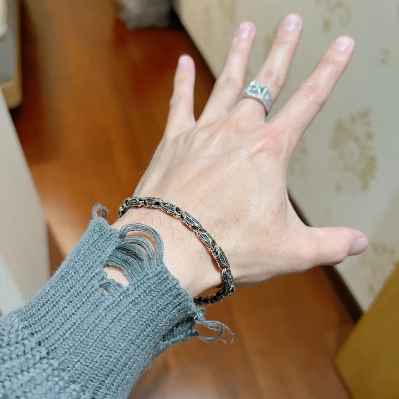 Balenciaga Monogrammed Chain-Link Two-Tone Silver Bracelet 8