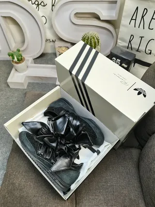 Balenciaga Speed Trainer 黑色超大蝴蝶结厚底运动鞋 3