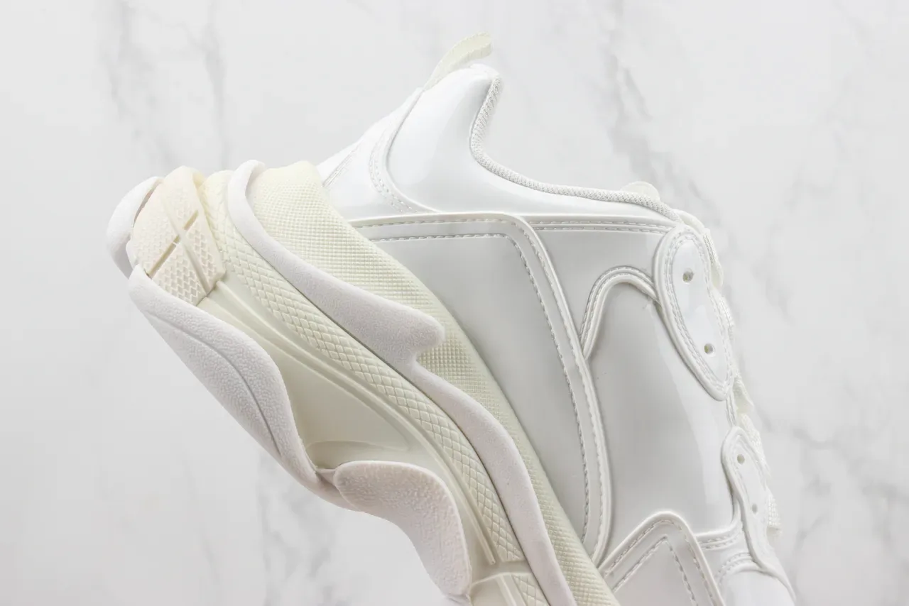 Balenciaga Triple S Sneakers Chunky Blanc et Crème 5