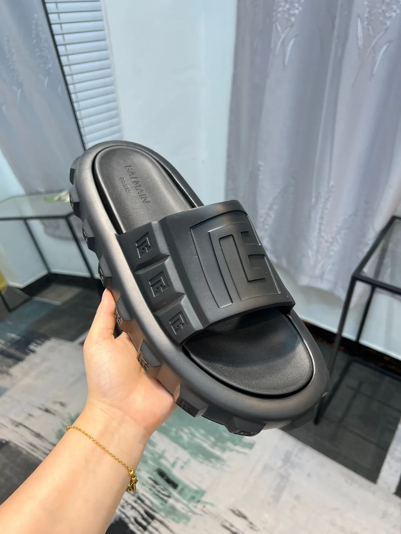 Balmain B-Bold Negra Molded Monograma Slide Slipper 5