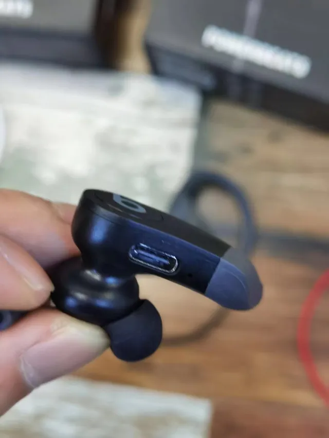 Beats Powerbeats Vermelho Fones Esportivos Open-Ear 12