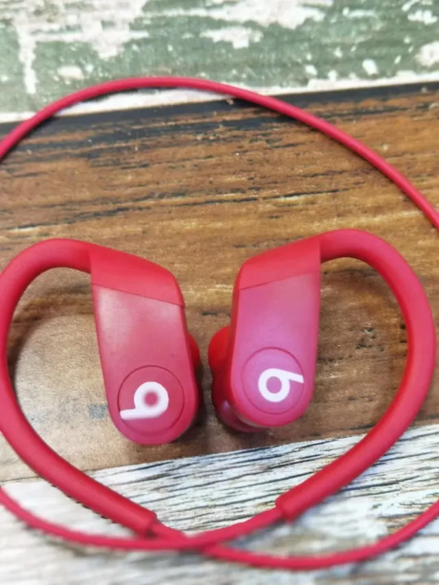 Beats Powerbeats Vermelho Fones Esportivos Open-Ear 16
