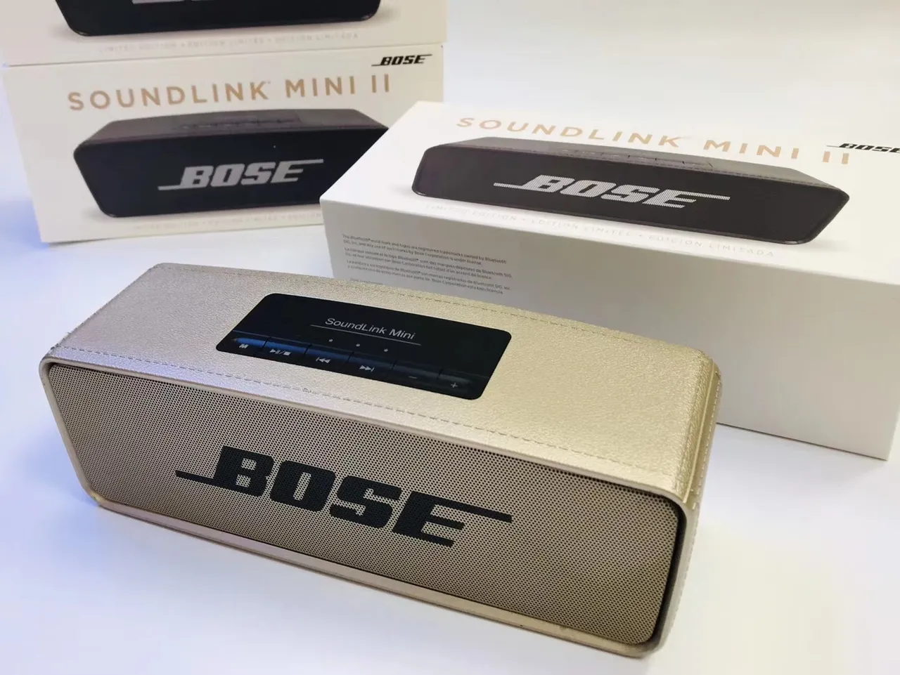 Bose SoundLink Mini Portable Speaker 6