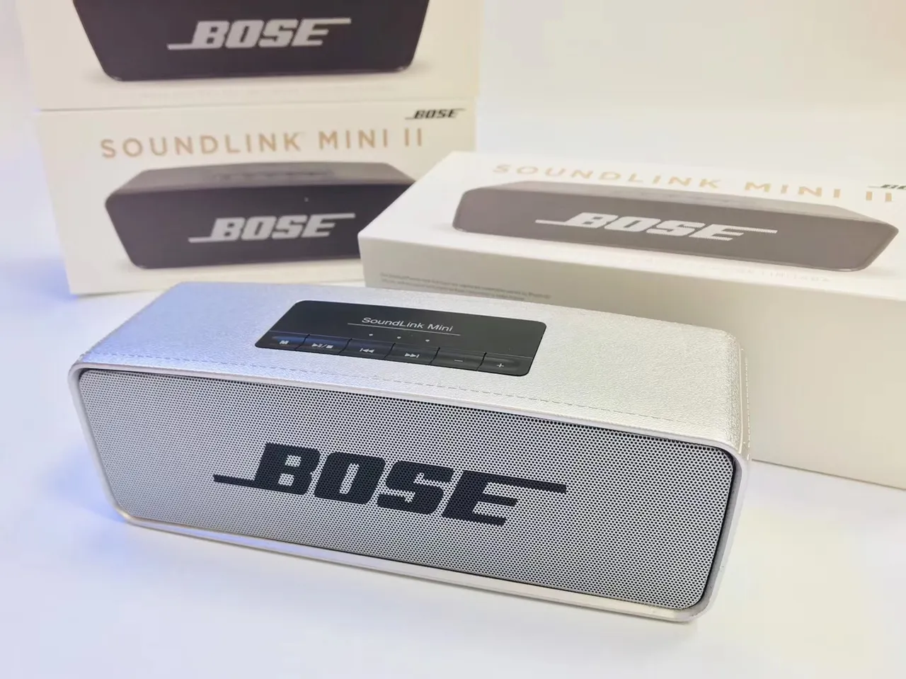 Bose SoundLink Mini Portable Speaker 7