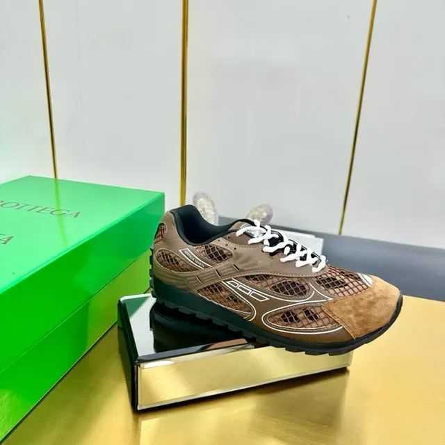 Bottega Veneta Cassette Sneaker Brown Woven Leather Lifestyle Sneakers 3